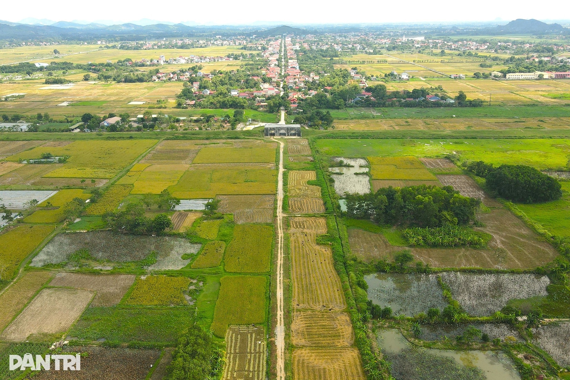 Tòa thành bằng đá cổ độc nhất vô nhị Việt Nam trước khi được đại tu - 9 Tòa thành bằng đá cổ độc nhất vô nhị Việt Nam trước khi được đại tu - 9