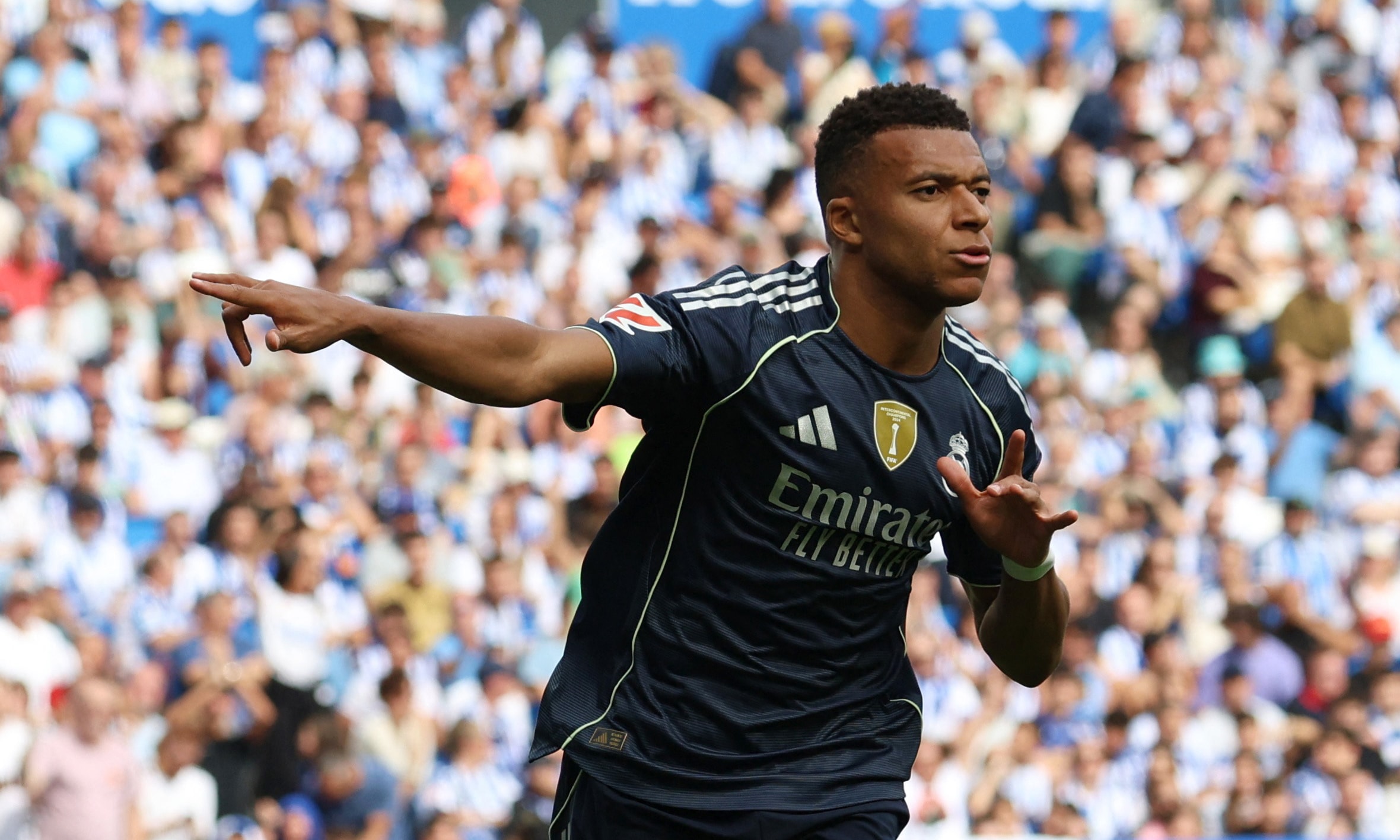Real Madrid gặp Marseille ở vòng 1 Champions League.