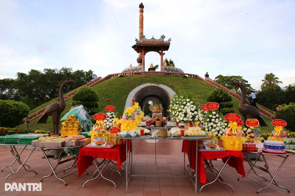 Xúc động lễ giỗ chung hàng nghìn liệt sỹ ở Thành cổ Quảng Trị - 1