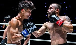 Cao thủ Nhật tung 10 cú đấm trong 2 giây, ngược dòng hạ gục võ sĩ châu Âu