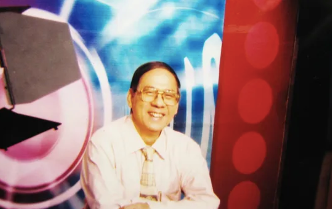 Thầy Hùng trở thành gương mặt quen thuộc của VTV2, được khán giả gọi trìu mến là “Hùng MA”