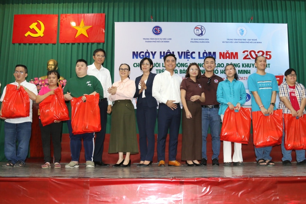 Người khuyết tật có thể làm tốt nếu được giao công việc phù hợp - 4