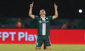 Công Phượng vắng mặt, cựu sao HAGL ghi bàn siêu phẩm giúp đội Hạng Nhất gây sốc