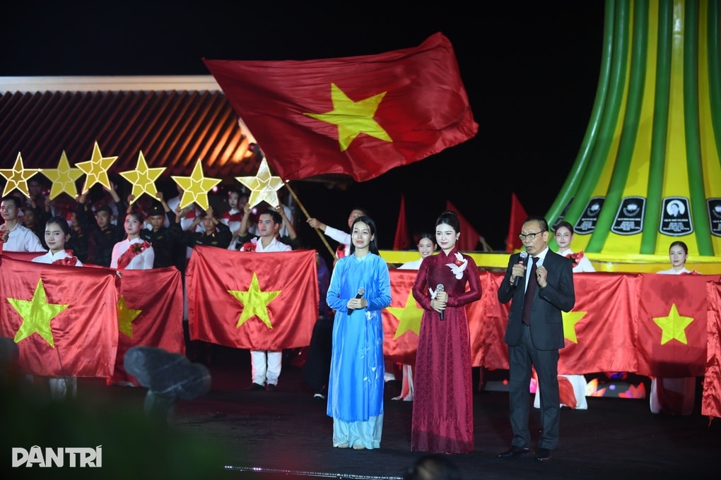 Nơi 16 TNXP hy sinh khi làm nhiệm vụ giữ vững mạch máu giao thông - 5