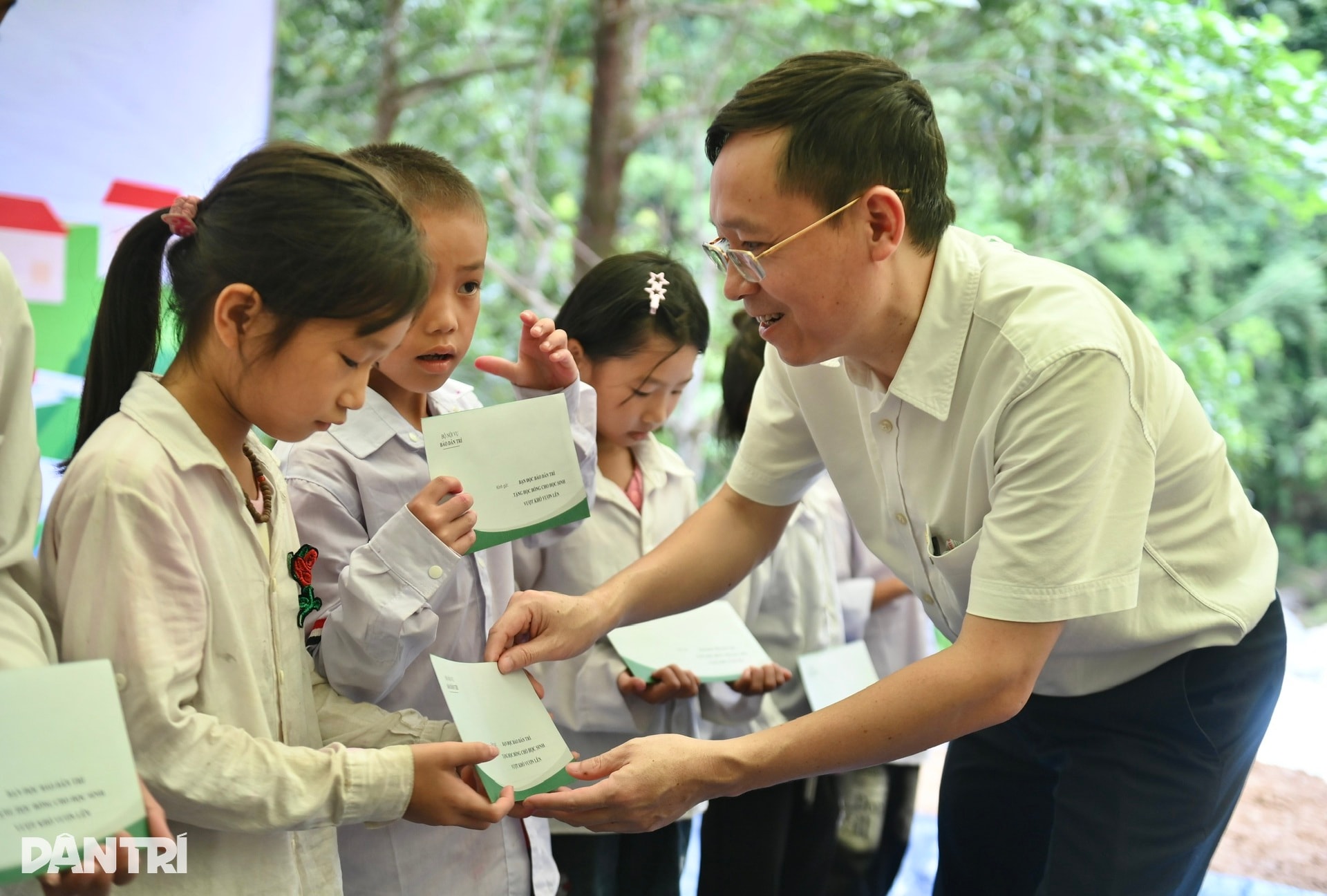 Khởi công cầu Dân trí, xóa nỗi ám ảnh của người dân Cao Bồ khi mưa lũ về - 14