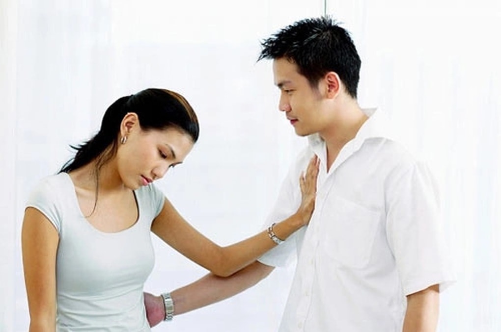 Bị phát hiện mê trai trẻ, tôi phát điên khi chồng luôn khen vợ chung thuỷ - 1 Bị phát hiện mê trai trẻ, tôi phát điên khi chồng luôn khen vợ chung thuỷ - 1