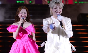 Đức Phúc, Hòa Minzy cháy hết mình trong đêm khai mạc Festival hoa Mê Linh