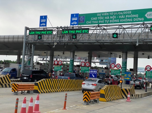 Hàng triệu chủ xe bắt buộc phải chuyển đổi tài khoản thu phí sang tài khoản giao thông- Ảnh 1. Hàng triệu chủ xe bắt buộc phải chuyển đổi tài khoản thu phí sang tài khoản giao thông- Ảnh 1.