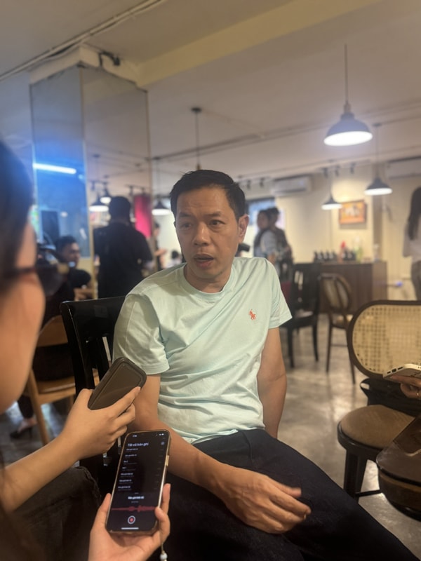 'Không tặc' Thái Hòa hé mở con trai 21 tuổi, học ngành CNTT từ lâu không xin tiền bố mẹ- Ảnh 5. 'Không tặc' Thái Hòa hé mở con trai 21 tuổi, học ngành CNTT từ lâu không xin tiền bố mẹ- Ảnh 5.