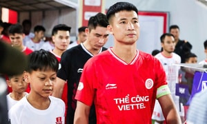 Bùi Tiến Dũng từ chối Hà Nội FC, Phù Đổng Ninh Bình