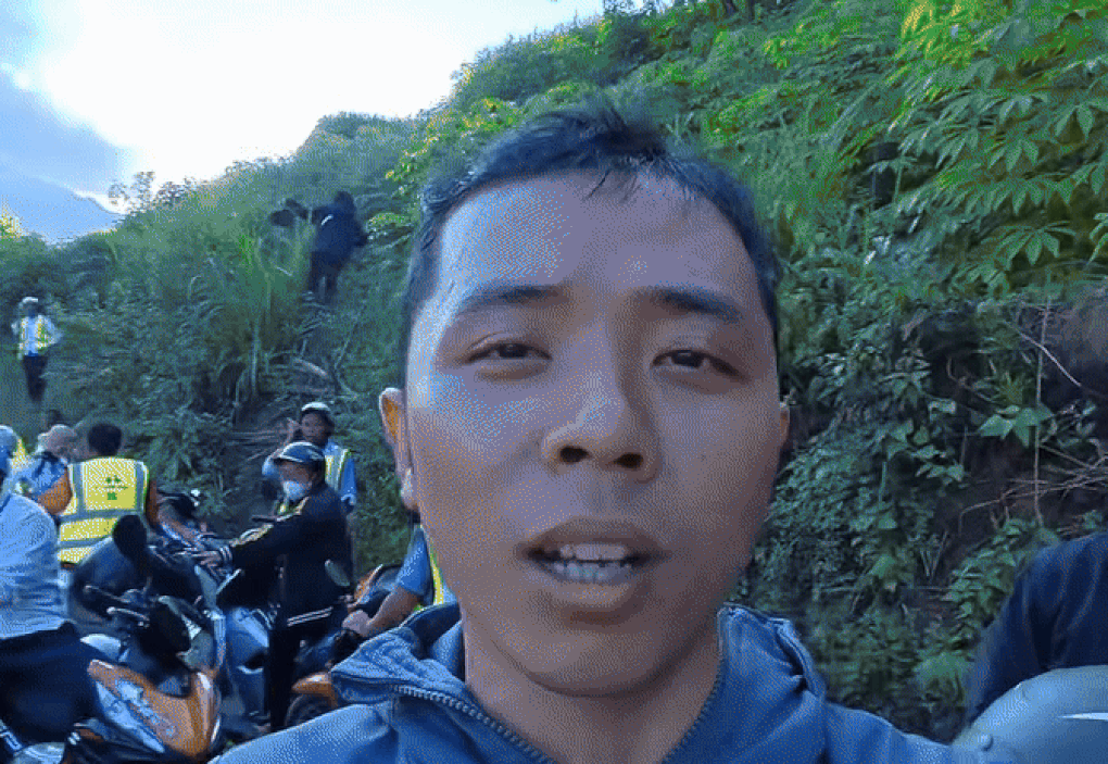 Mù Cang Chải chật kín khách du lịch, nửa đêm có người vẫn vật vã tìm phòng - 2 Mù Cang Chải chật kín khách du lịch, nửa đêm có người vẫn vật vã tìm phòng - 2