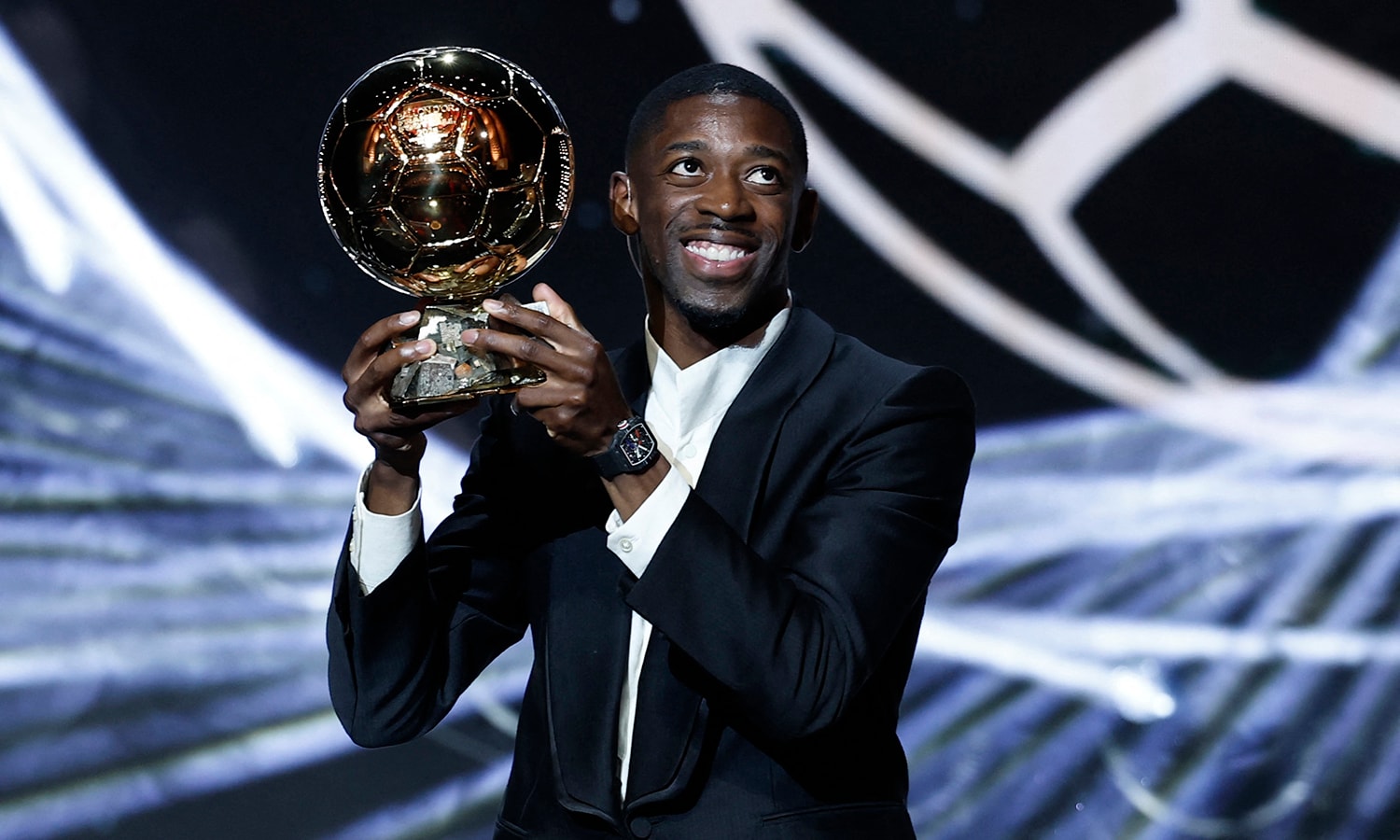 Thành tích nổi bật của Dembele trong mùa giải 2024-2025 là vô địch UEFA Champions League, Ligue 1 (giải VĐQG Pháp), Cúp Quốc gia Pháp và lọt vào chung kết FIFA Club World Cup. Ngôi sao người Pháp đóng góp 35 bàn thắng và có 16 đường chuyền kiến tạo cho đồng đội ghi bàn(Ảnh: Reuters)