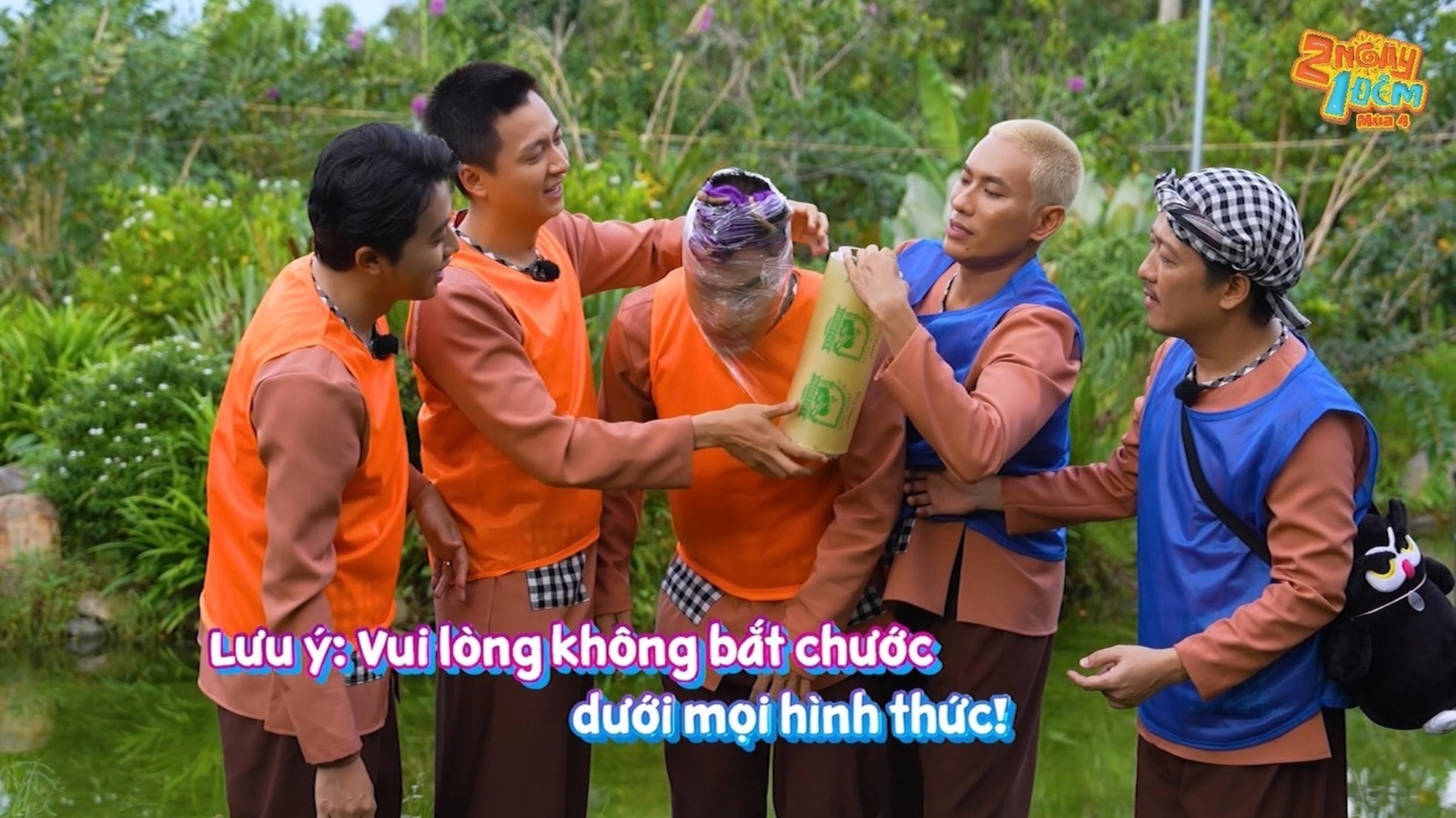 Chương trình giải thích rằng đã cảnh báo khán giả.