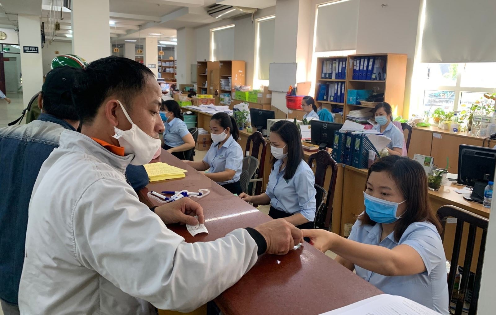 Chú thích ảnh