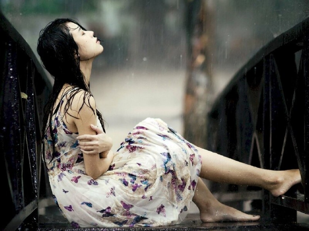 Thư cô gái từng làm nghề bán hoa” gửi bạn trai: Em xin lỗi vì đã yêu anh - 1