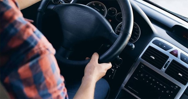 Cho bạn đi nhờ xe, nam tài xế ngỡ ngàng khi bị bạn kiện đòi 260 triệu đồng - Ảnh 1.