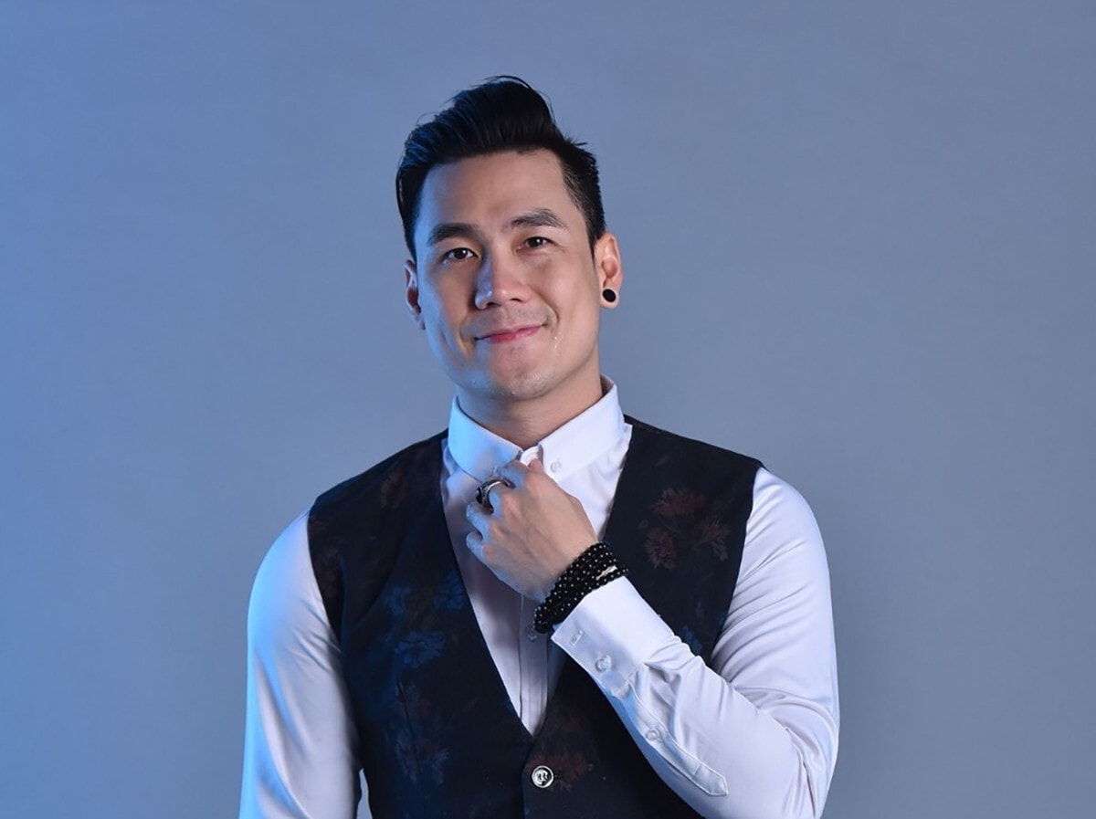 Khánh Phương vướng ồn ào đầu tư chứng khoán, kinh doanh.