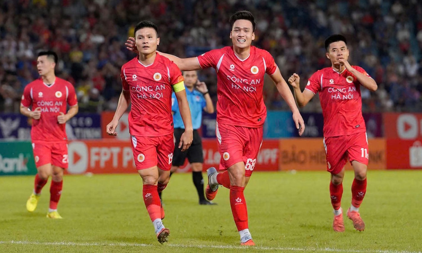 CLB CAHN mất Nguyễn Quang Hải và Bùi Hoàng Việt Anh do chấn thương.