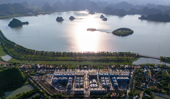 Các dự án bất động sản cận kề quần thể Tam Chúc như Flamingo Golden Hill được kỳ vọng bước vào chu kỳ tăng trưởng mới. Ảnh: Flamingo Holdings