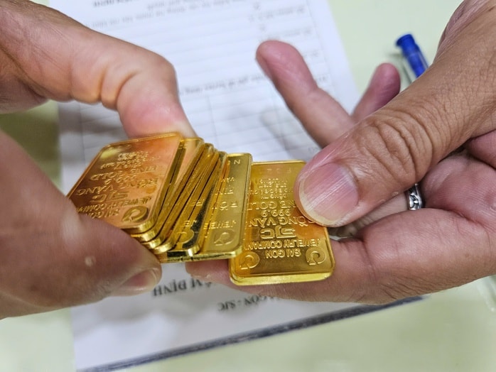 Sáng 24-9, giá vàng miếng SJC bất ngờ giảm trở lại- Ảnh 1.