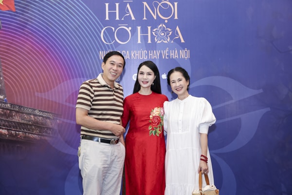 'Nữ hoàng nhạc phim' Mai Hoa: 'Nhận danh hiệu NSND, tôi thấy mình cần phải có trách nhiệm nhiều hơn'- Ảnh 4. 'Nữ hoàng nhạc phim' Mai Hoa: 'Nhận danh hiệu NSND, tôi thấy mình cần phải có trách nhiệm nhiều hơn'- Ảnh 4.