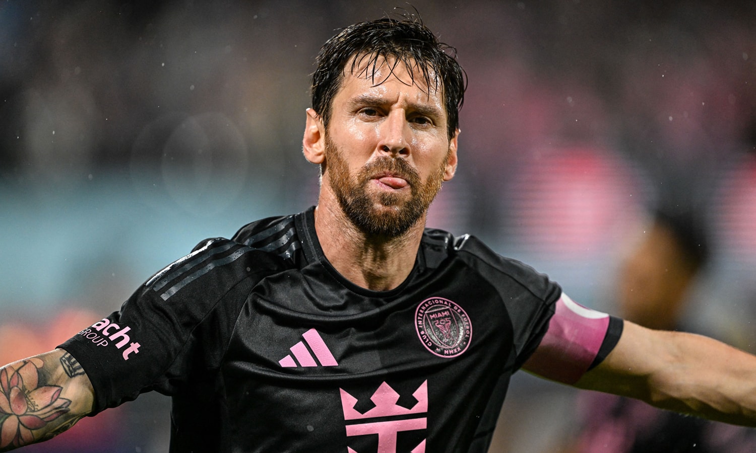 Messi đóng góp vào 3 bàn trong trận thắng 4-0 của Inter Miami.