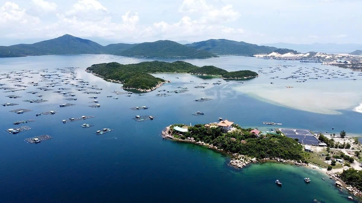 Dòng vốn tỷ đô đổ bộ kỳ vọng giúp đặc khu Vân Phong bứt phá.