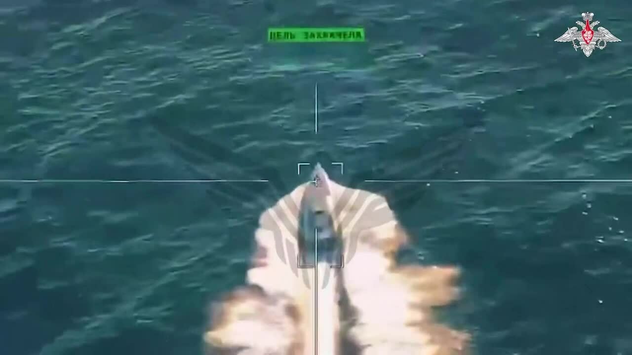 Bị UAV tập kích, xuồng Ukraine nổ tung trên Biển Đen