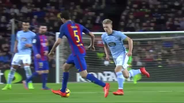 Những pha bóng hay của Busquets ở Barca