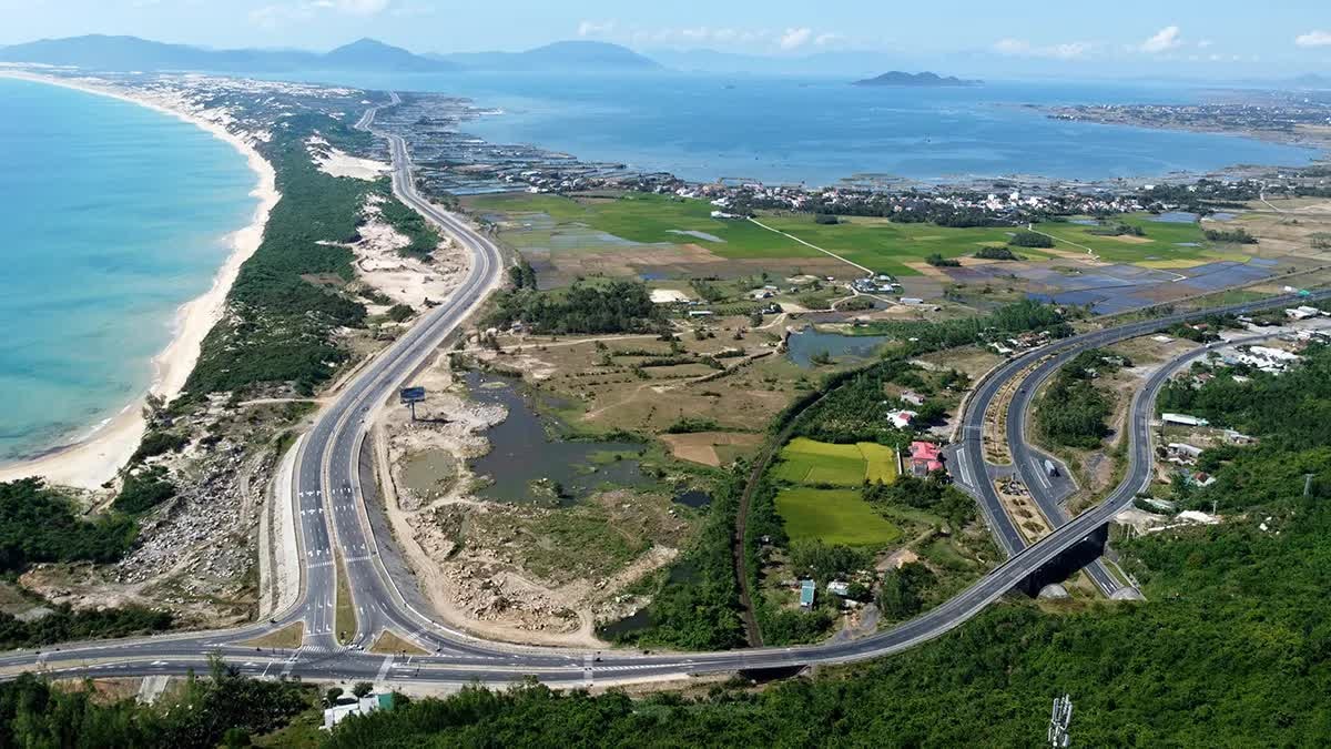 Những đại dự án mang “sứ mệnh lớn” ở Khánh Hoà- Ảnh 4. Những đại dự án mang “sứ mệnh lớn” ở Khánh Hoà- Ảnh 4.