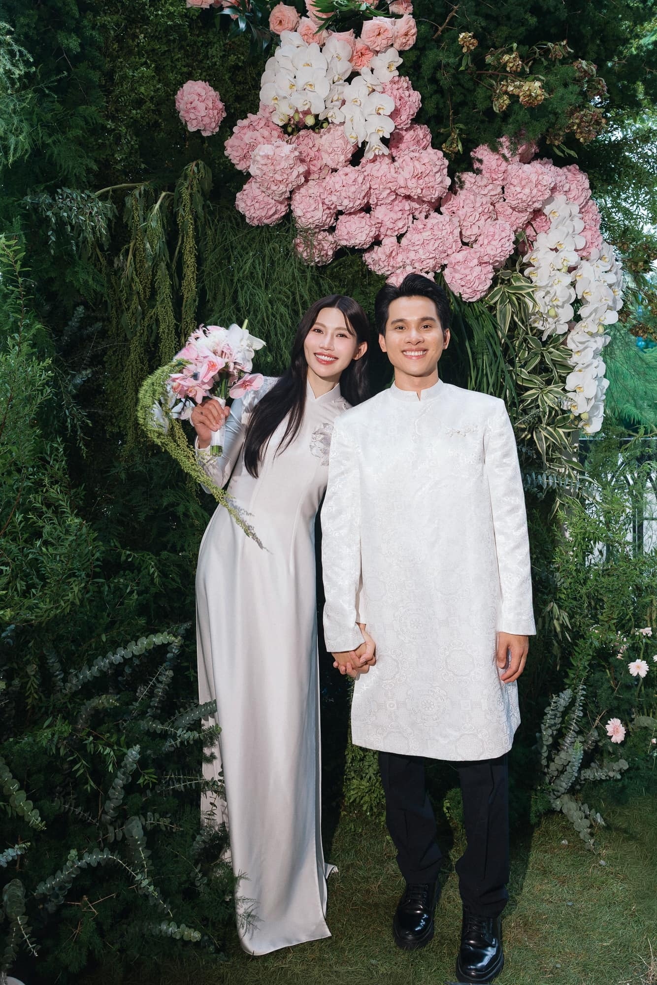 A hau Quynh Chau anh 1
