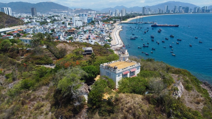 Khánh Hòa có đường bờ biển dài, 500 km. Ảnh: Bùi Toàn
