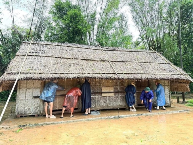 Khu di tích Kim Liên đang gia cố nhà lưu niệm tại quê ngoại Chủ tịch Hồ Chí Minh. Ảnh: Lăng Khắc Trọng