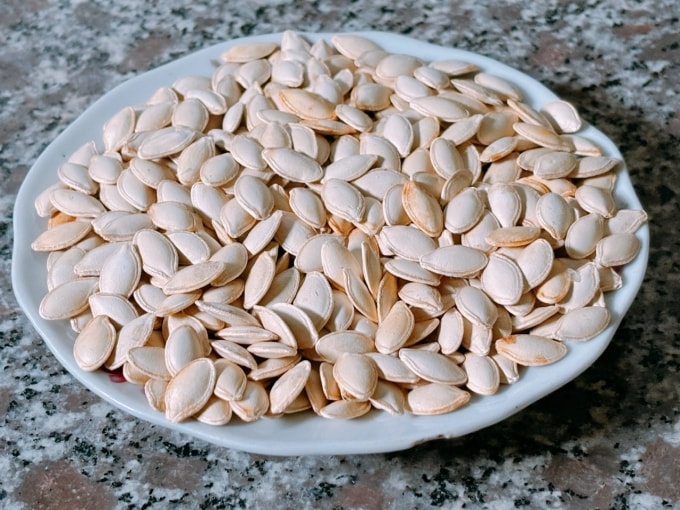 Hạt bí giàu magie, có lợi cho giấc ngủ. Ảnh: Bảo Bảo