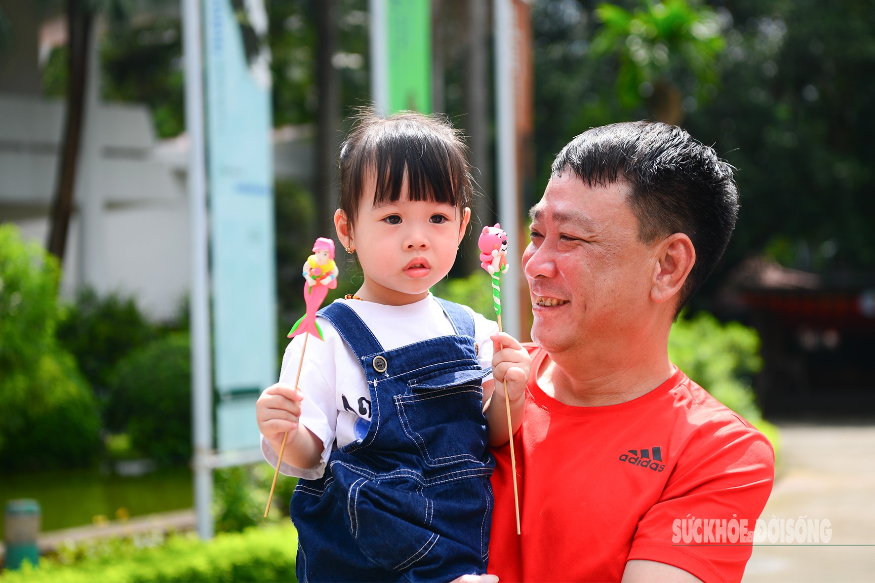 ‘Ông Tiến sĩ Giấy AI’ lần đầu xuất hiện trong Trung thu 2025- Ảnh 10. ‘Ông Tiến sĩ Giấy AI’ lần đầu xuất hiện trong Trung thu 2025- Ảnh 10.