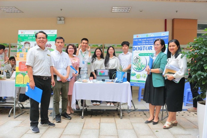 Khởi nghiệp từ giảng đường - Ảnh 1.