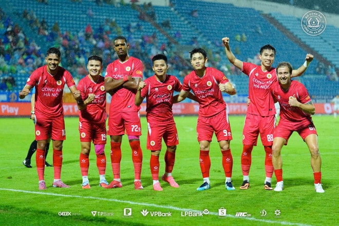 Vòng 5 V-League: Ninh Bình đứt mạch thắng, Công an Hà Nội 'quật ngã' Nam Định- Ảnh 2. Vòng 5 V-League: Ninh Bình đứt mạch thắng, Công an Hà Nội 'quật ngã' Nam Định- Ảnh 2.