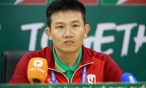 HLV thứ hai mất việc sau 5 vòng đấu tại V.League