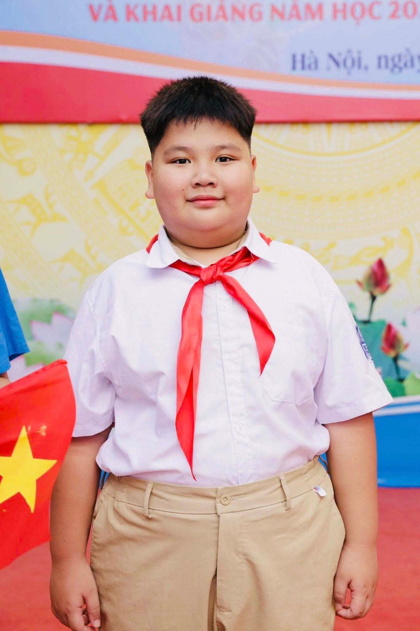 Không chỉ có năng khiếu nghệ thuật, Gia Bảo còn có thành tích học tập tốt.