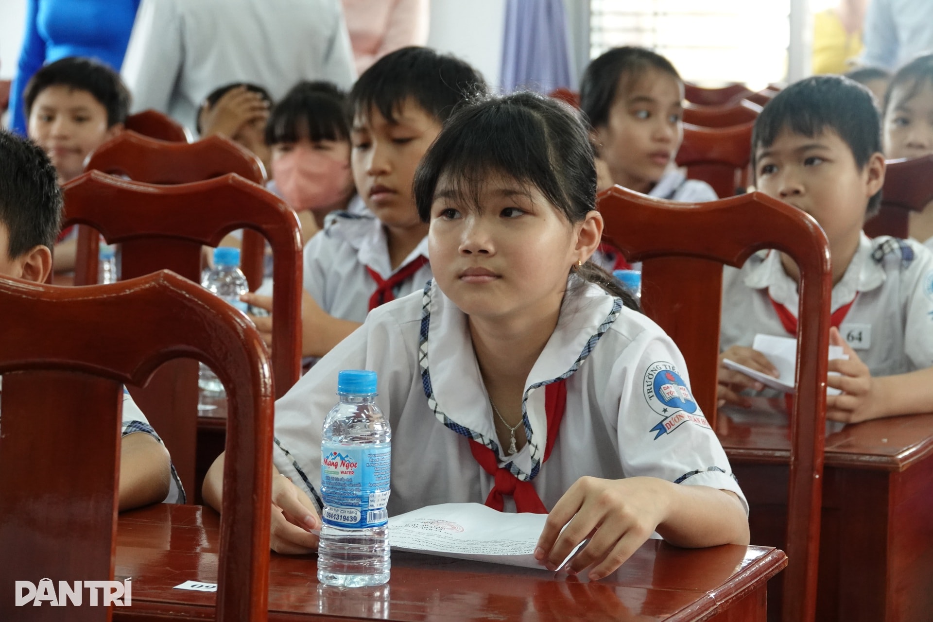 Tặng thẻ Bảo hiểm y tế và quà Trung thu đến học sinh khó khăn tỉnh Tây Ninh - 8