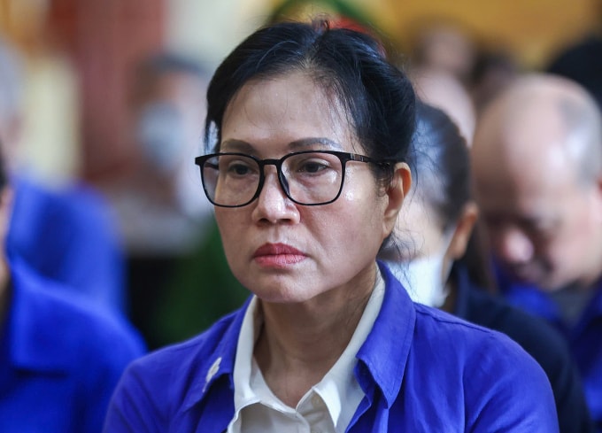 Bà Nguyễn Thuý Hằng tại tòa. Ảnh: Trần Quỳnh