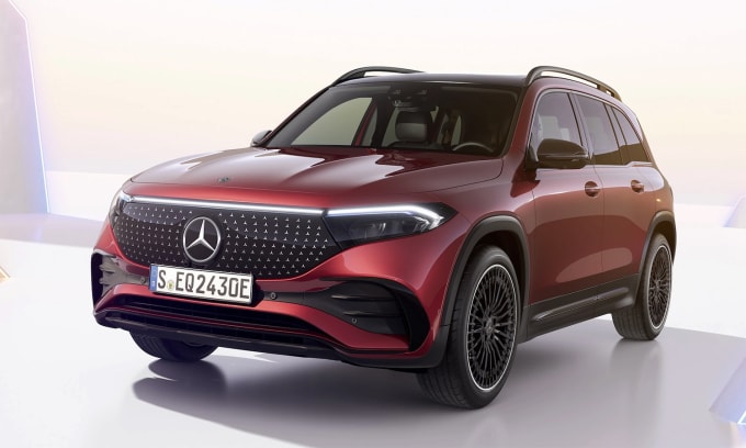 Crossover điện EQB phiên bản 2025 ra mắt thị trường Việt Nam. Ảnh: Mercedes