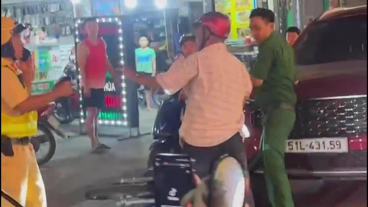 Chống đối khi bị CSGT đo nồng độ cồn