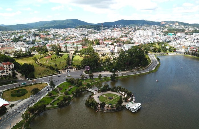 Lâm Đồng mời gọi các doanh nghiệp "đại bàng" về đầu tư - Ảnh 2.