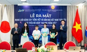 Mạng lưới tiếng Việt toàn cầu kết nối cộng đồng năm châu
