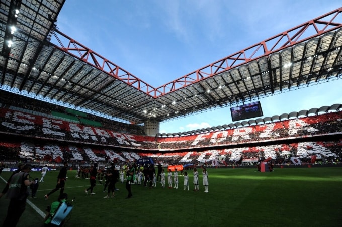Một góc sân San Siro trước trận AC Milan và Atalanta ở Serie A ngày 15/5/2022. Ảnh: Reuters