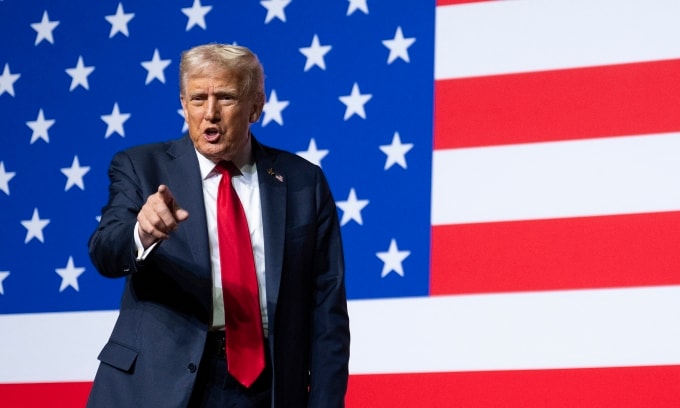 Tổng thống Trump phát biểu trong cuộc họp với các tướng lĩnh ngày 30/9. Ảnh: AFP