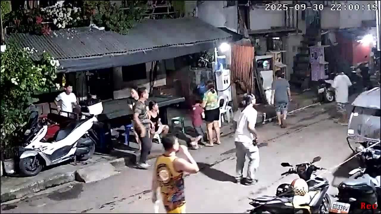 Động đất ở Philippines, ít nhất 20 người chết