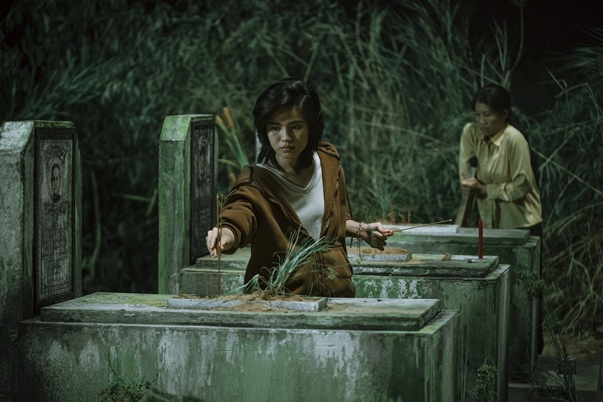 chị ngã em nâng ảnh 8 chi nga em nang anh 8
