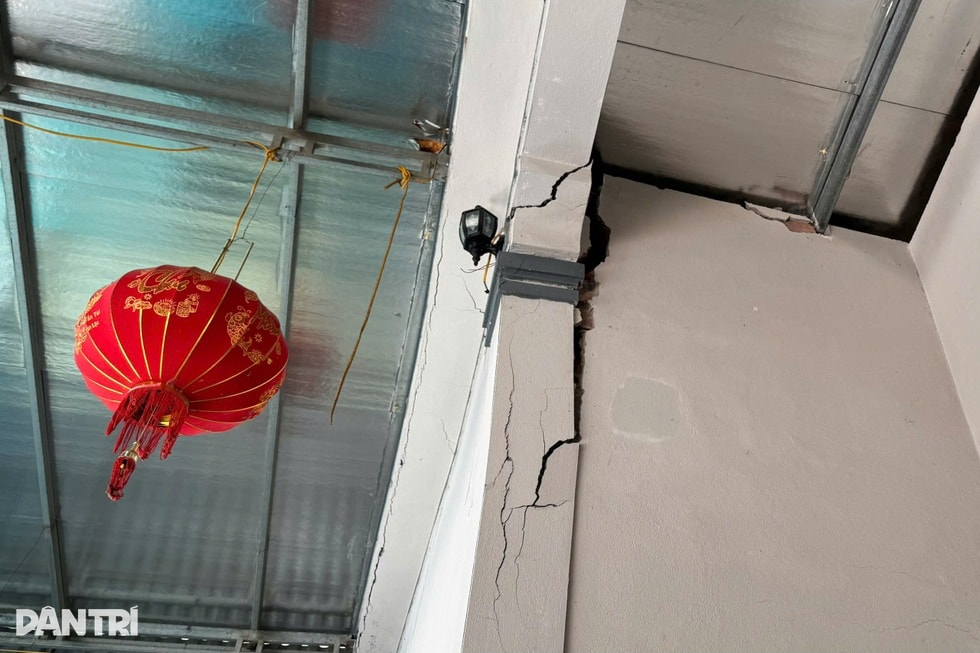 Báo Dân trí hỗ trợ khẩn cấp 6 hộ dân bị sập nhà sau bão Bualoi - 8